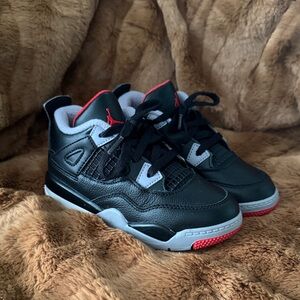 Jordan 4 Retro
